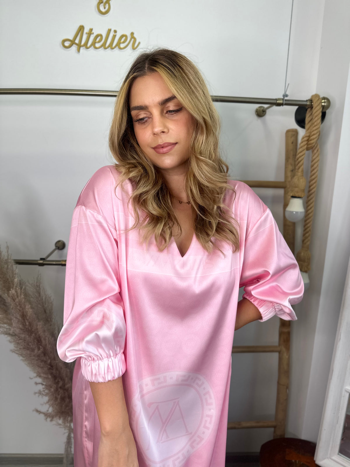 Na mieru- Pink dress satin