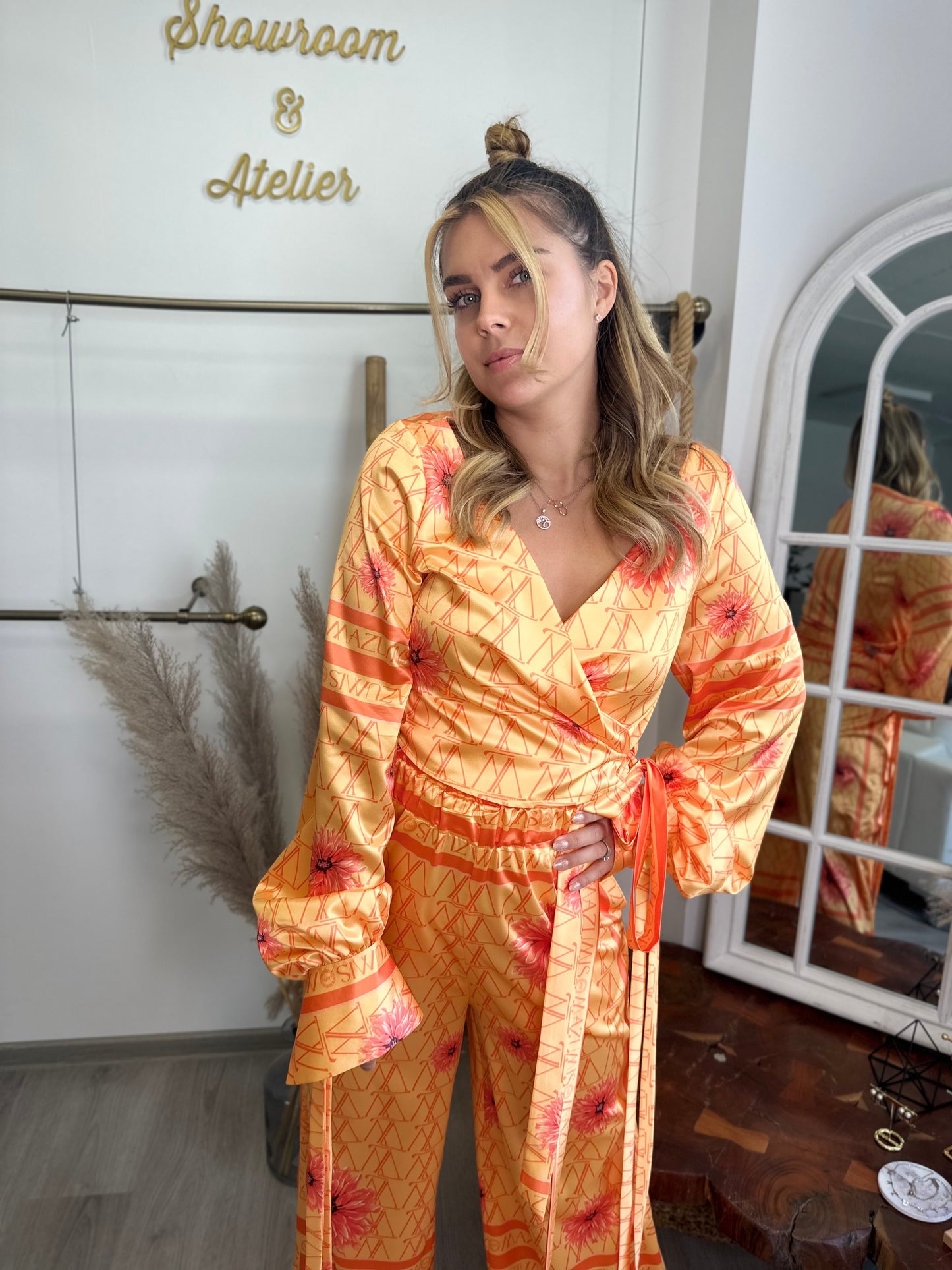 Nohavice satin Light Orange