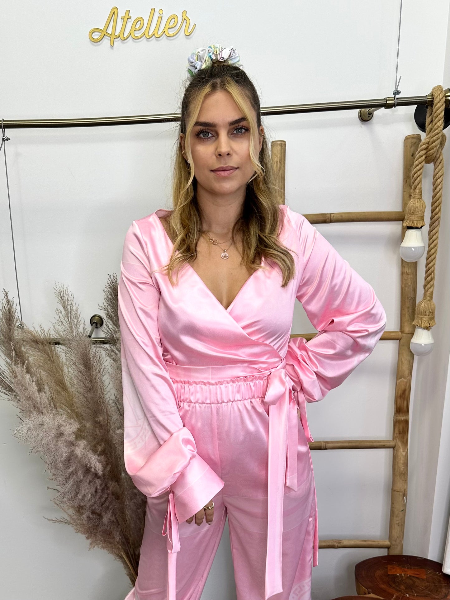 Atypical Shirt satin Pink