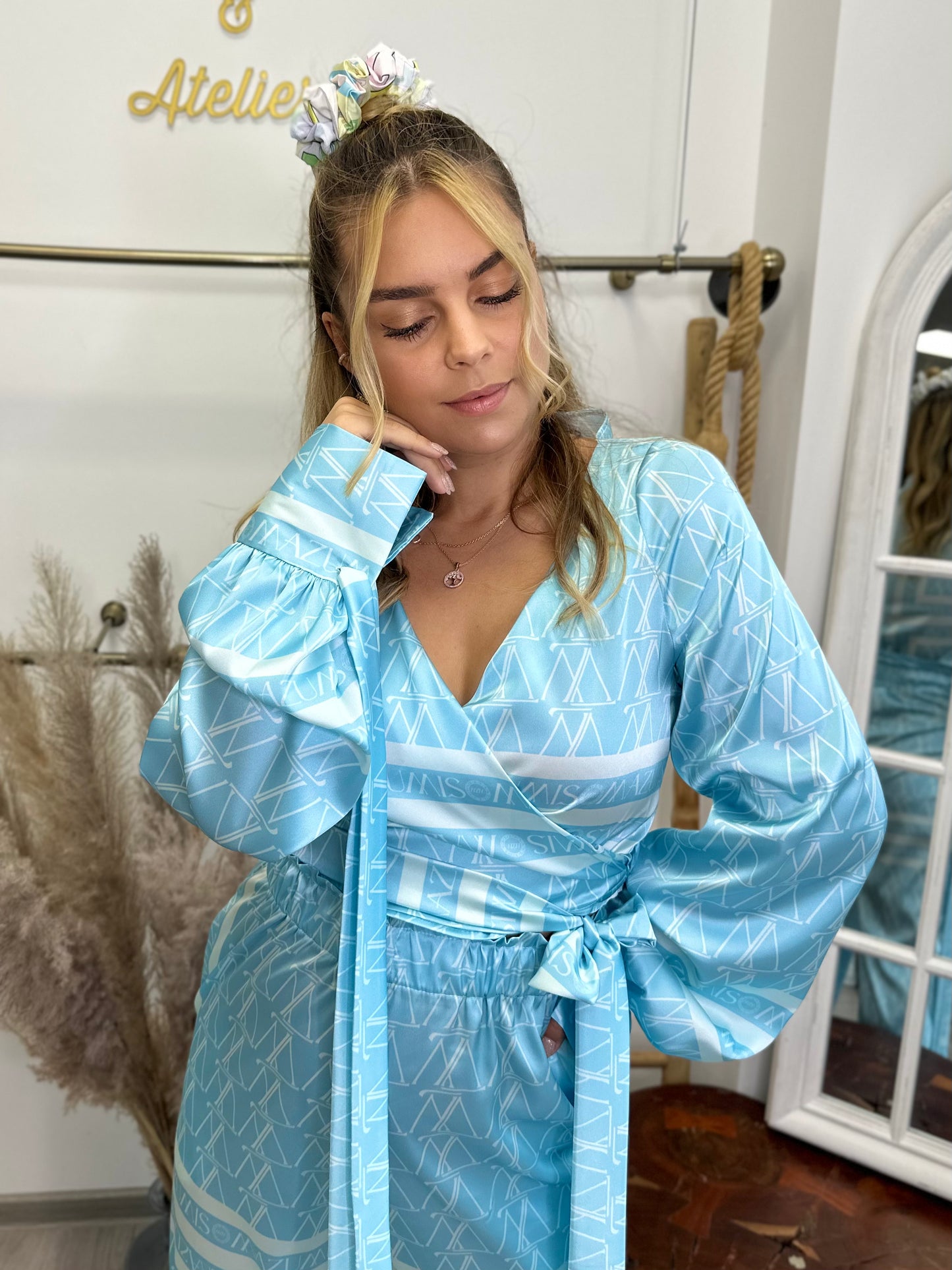 Atypical Shirt satin Blue