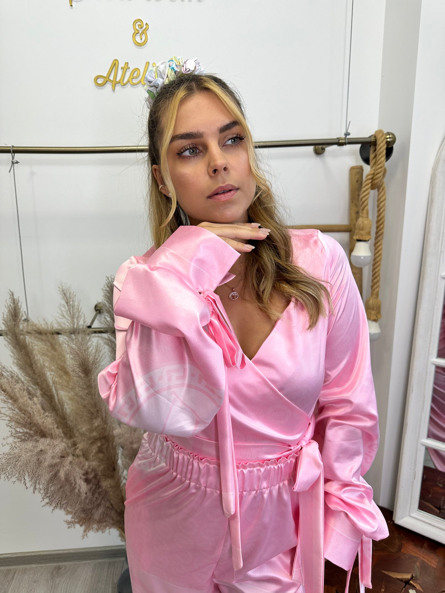 Atypical Shirt satin Pink