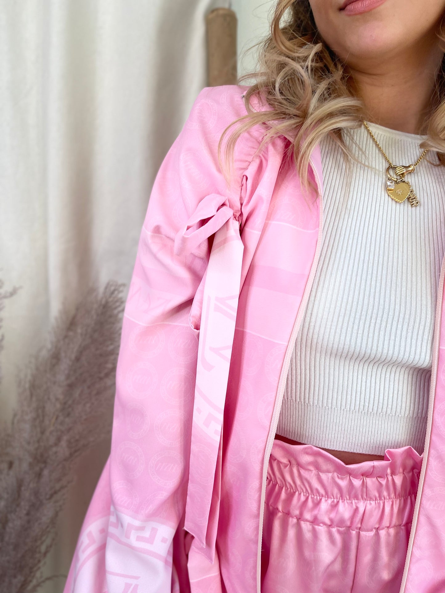 Na mieru- Satin Jaket Pink
